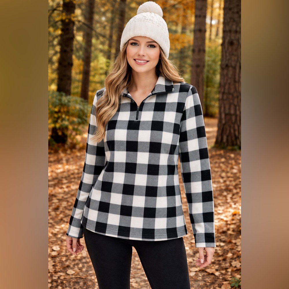 Lands' End Buffalo Checked Fleece Pullover. Small NWT